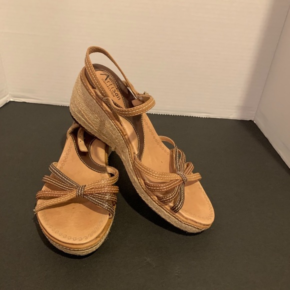 clarks orient sea sandals